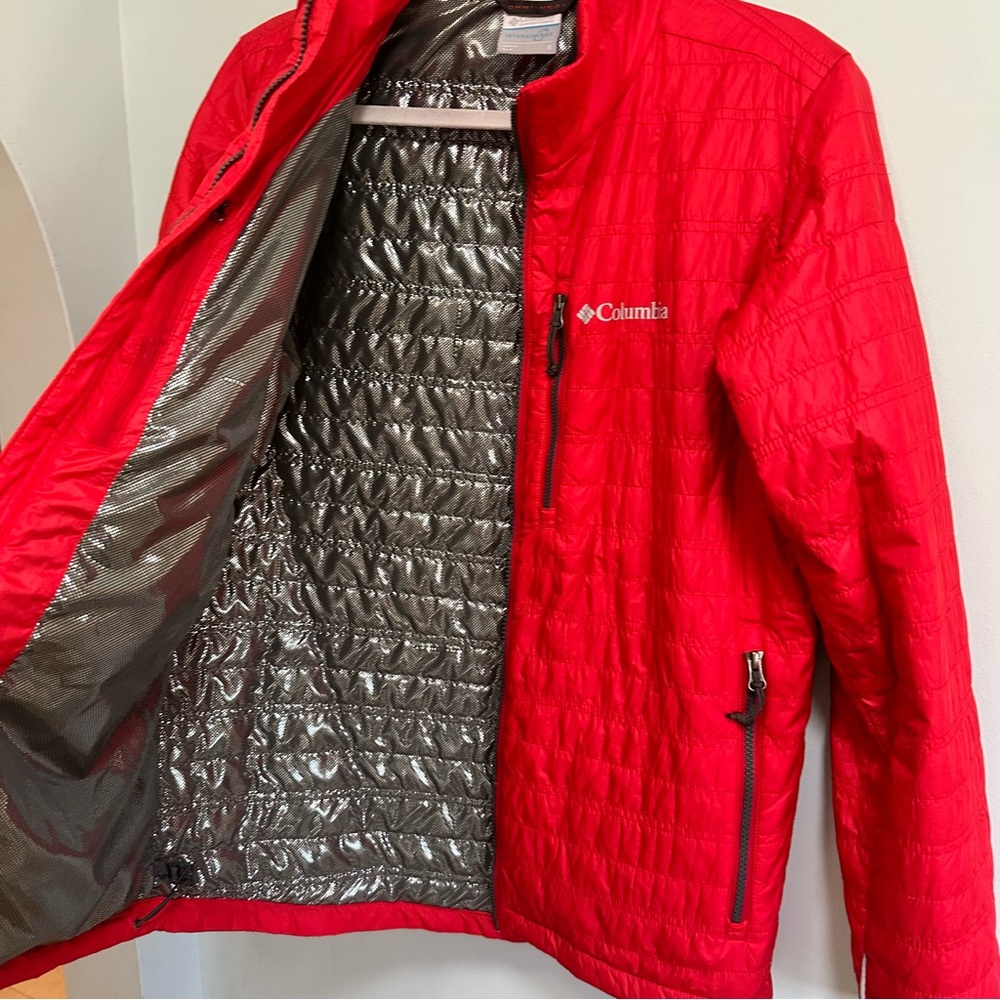 Columbia Omni-heat lightweight packable red puffer jacket, size small - Picture 7 of 16